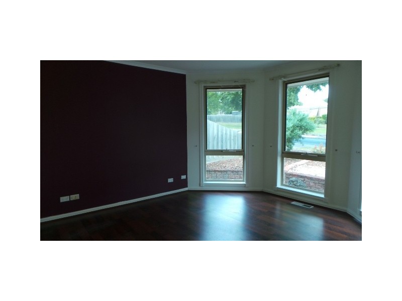 4 Harold Keys Drive, Narre Warren South VIC 3805