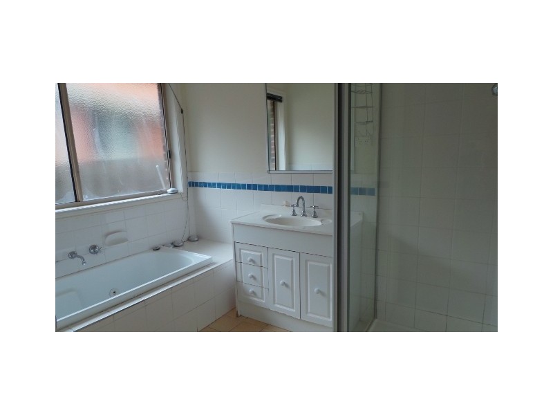 4 Harold Keys Drive, Narre Warren South VIC 3805