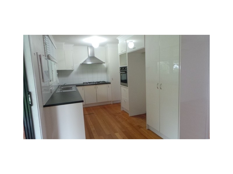 5 Melrose Court, Berwick VIC 3806