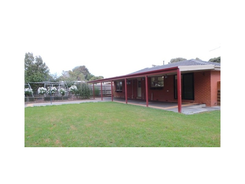 5 Melrose Court, Berwick VIC 3806