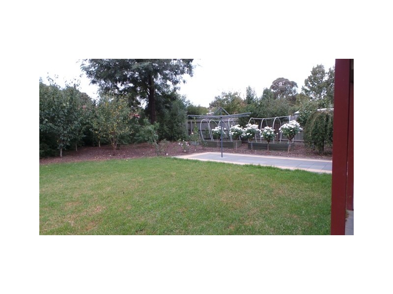 5 Melrose Court, Berwick VIC 3806