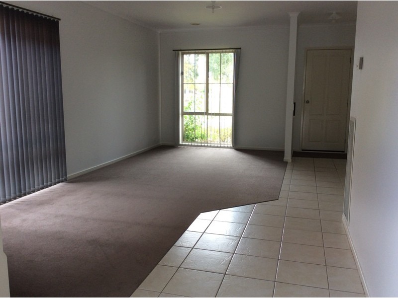 5 Lansbury Drive, Narre Warren South VIC 3805