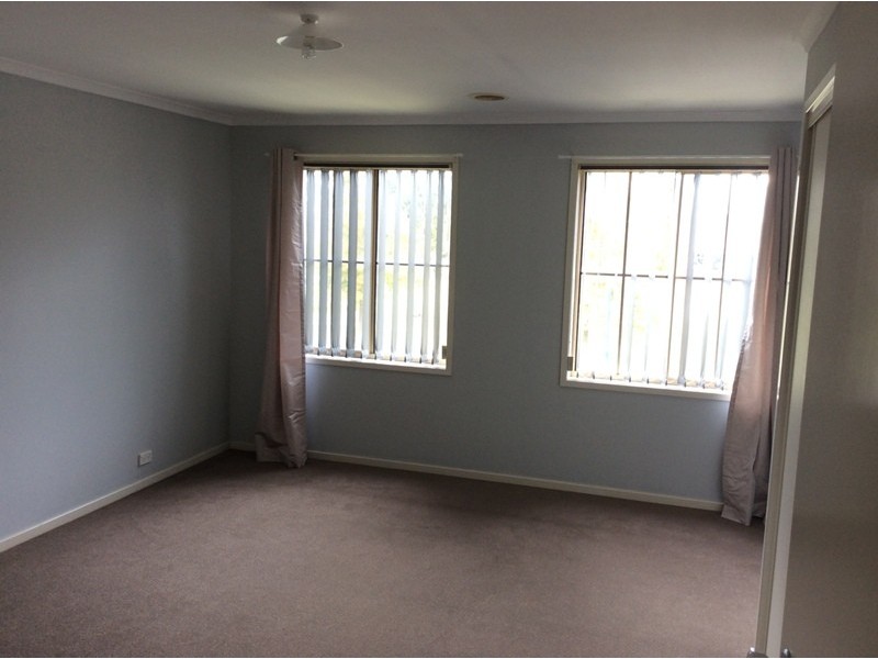 5 Lansbury Drive, Narre Warren South VIC 3805