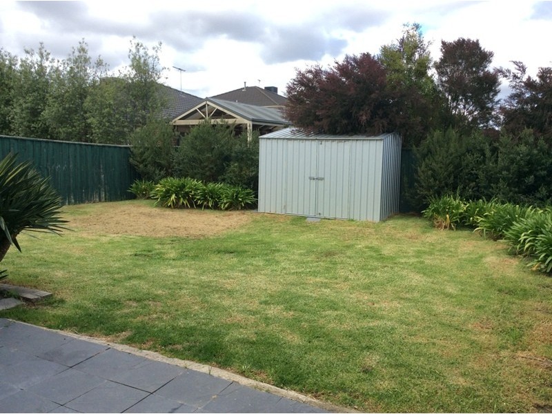 5 Lansbury Drive, Narre Warren South VIC 3805