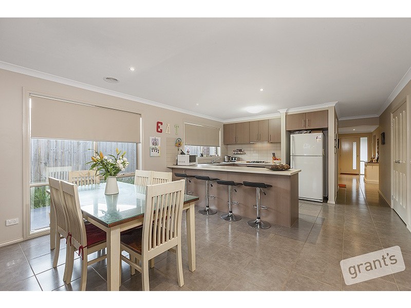 201 Linsell Boulevard, Cranbourne East VIC 3977