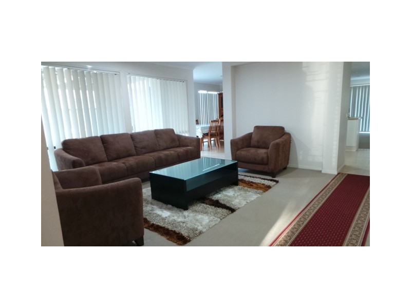 46 Chatswood Drive, Narre Warren South VIC 3805