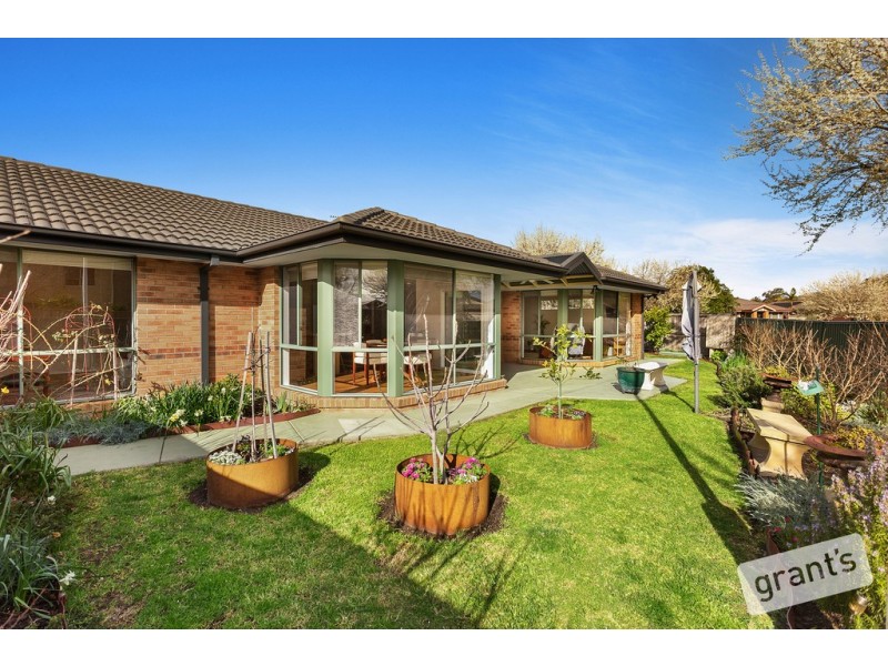 9 Spoonbill Street, Berwick VIC 3806