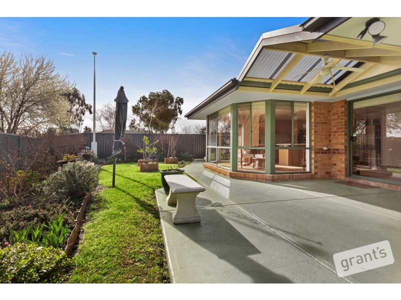 9 Spoonbill Street, Berwick VIC 3806
