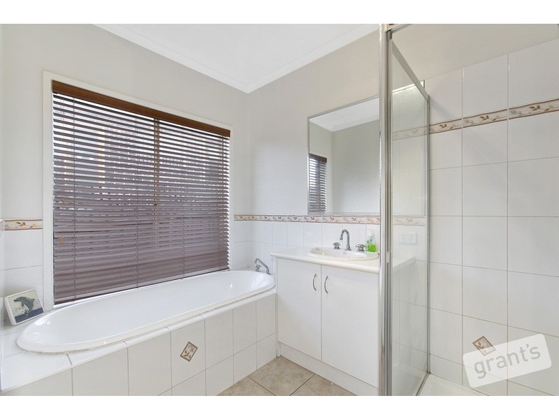 31 Portchester Boulevard, Beaconsfield VIC 3807