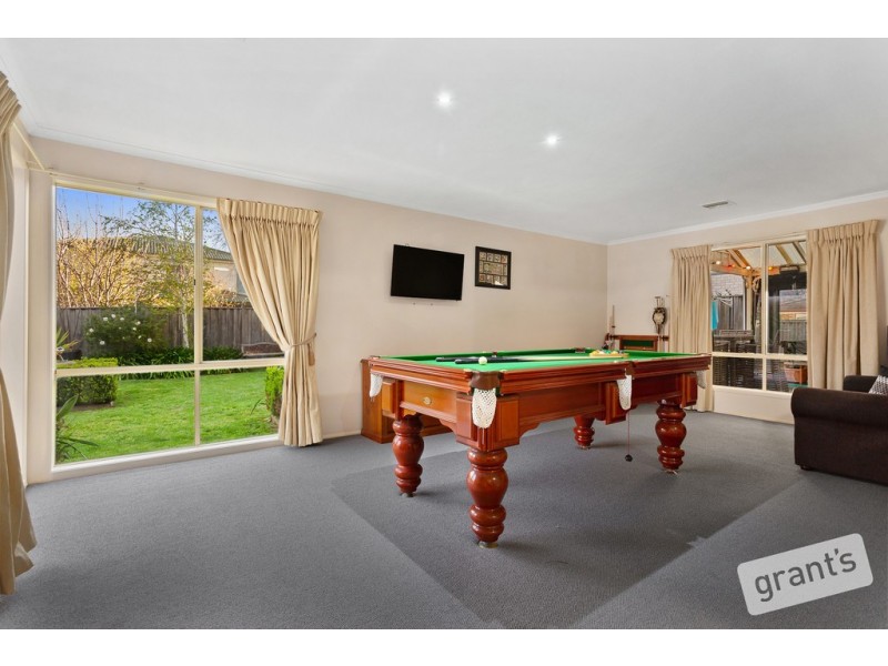 14 Merriwee Grove, Narre Warren South VIC 3805