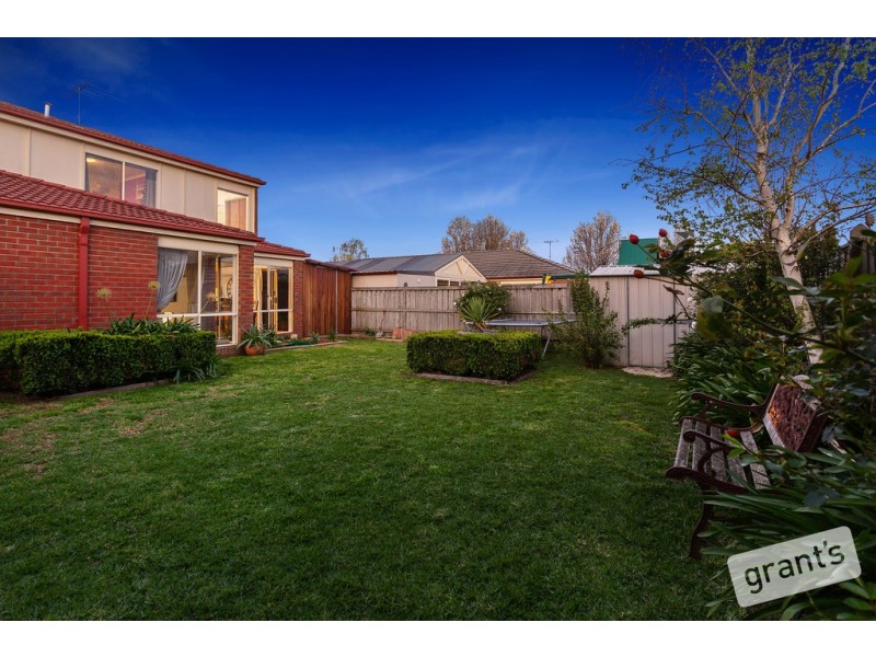 14 Merriwee Grove, Narre Warren South VIC 3805