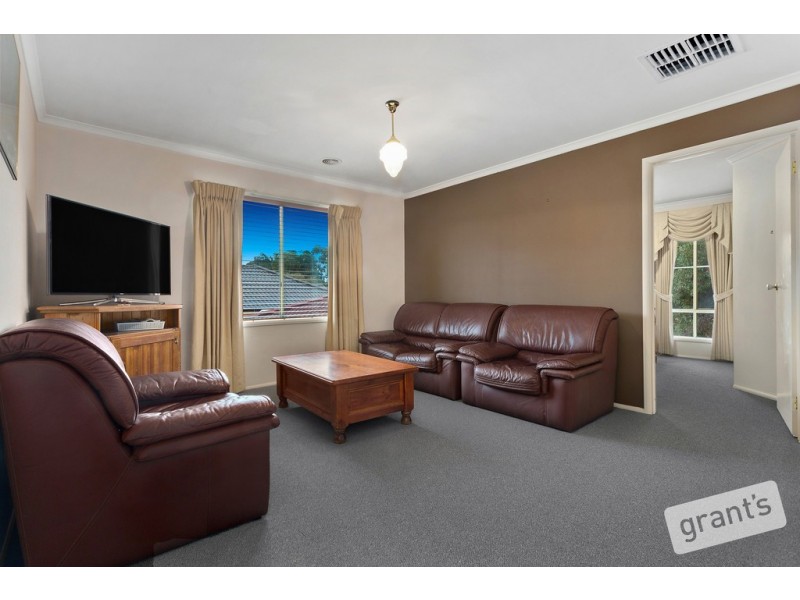 14 Merriwee Grove, Narre Warren South VIC 3805