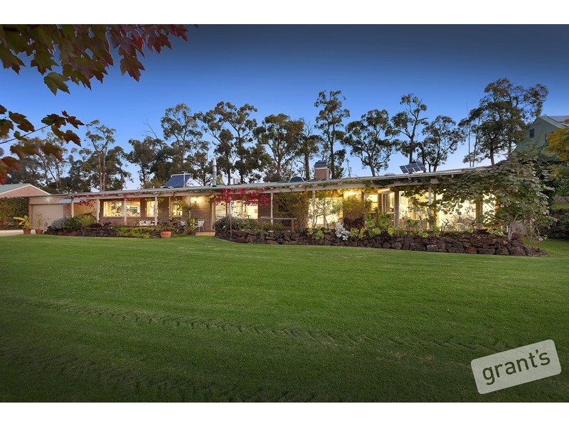 15 Hilden Drive, Harkaway VIC 3806