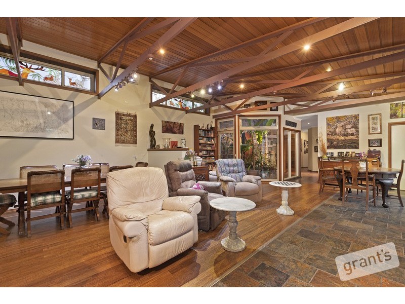 15 Hilden Drive, Harkaway VIC 3806