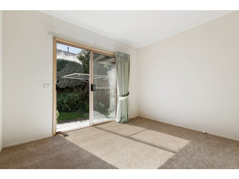 118/6 Melville Park Drive, Berwick VIC 3806