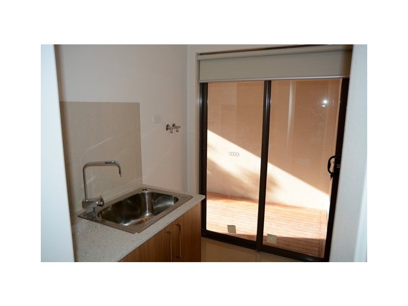 2/72 Lynbrook Blvd, Lynbrook VIC 3975