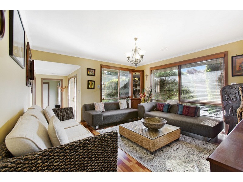 5 Camden Court, Berwick VIC 3806