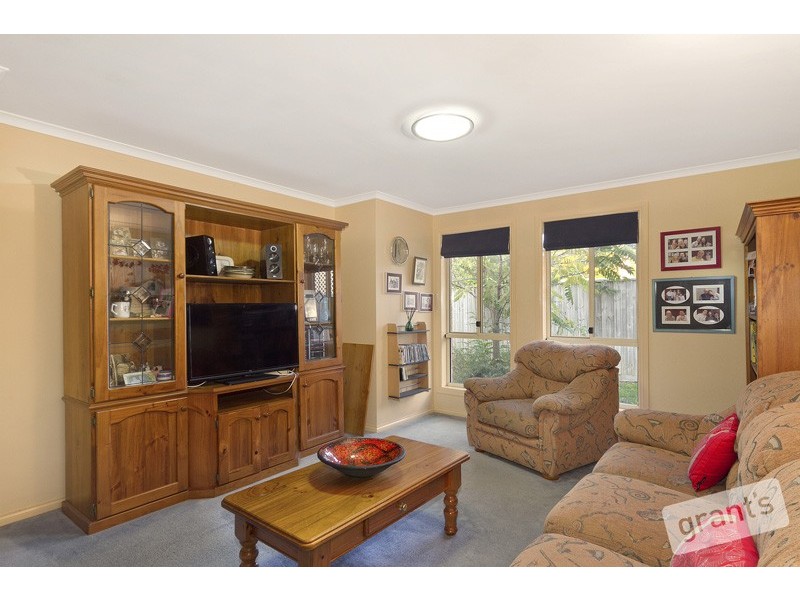 28 Marlesford Crescent, Berwick VIC 3806