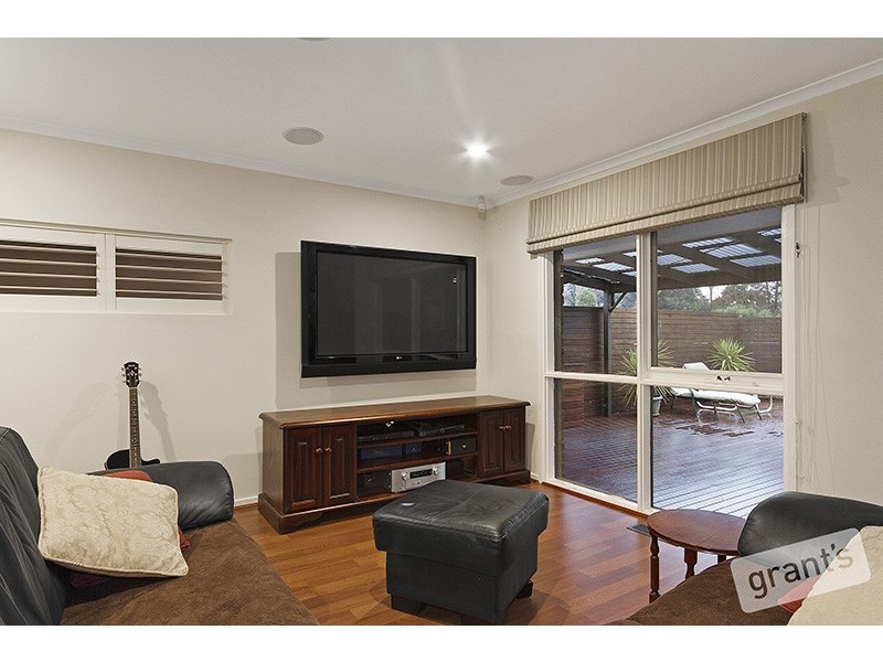 62 King Road, Harkaway VIC 3806