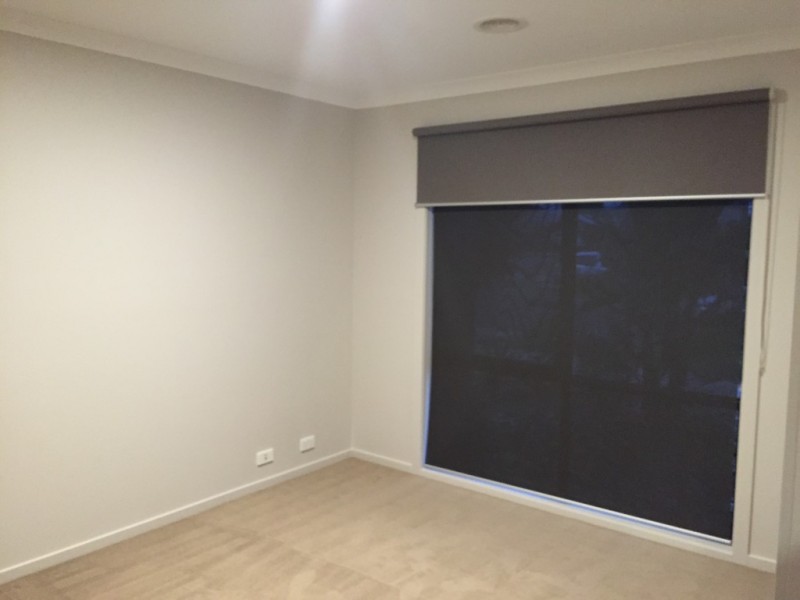 9 Orchard Valley Avenue, Pakenham VIC 3810