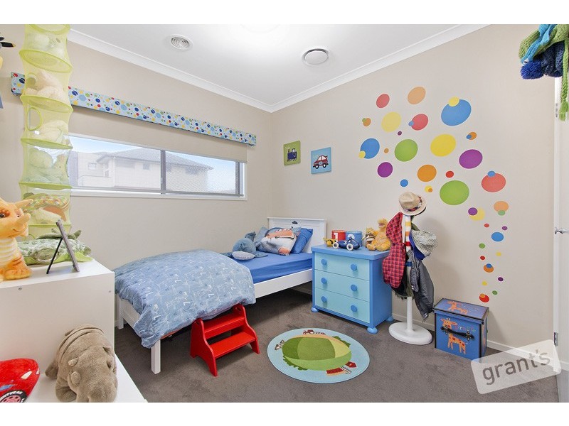 1 Rush Lily Drive, Officer VIC 3809