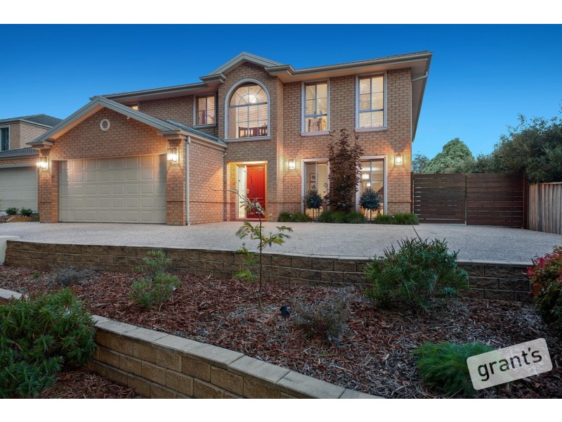 36 Riviera Drive, Berwick VIC 3806