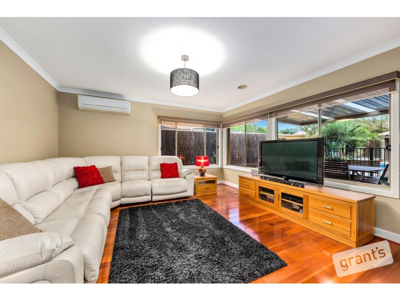 36 Riviera Drive, Berwick VIC 3806