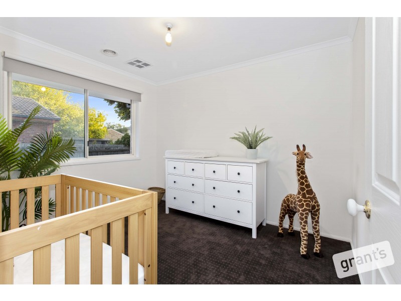 5 Grange Circuit, Beaconsfield VIC 3807