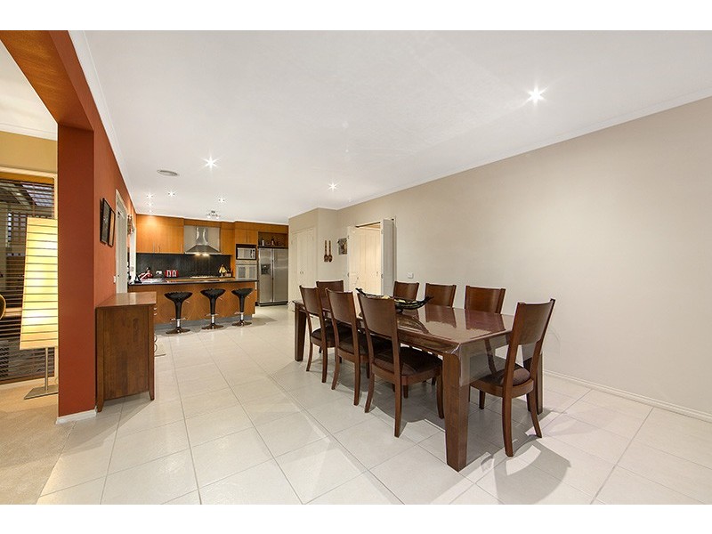 9 The Esplanade, Narre Warren South VIC 3805