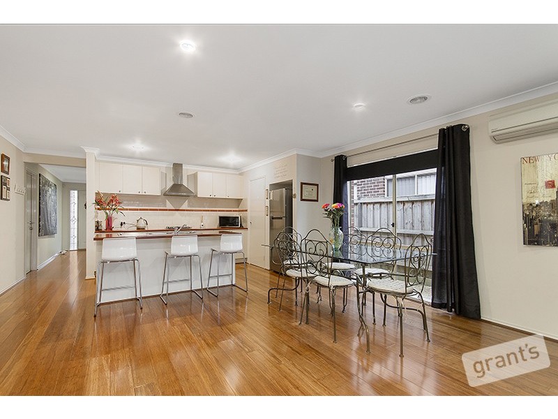 2 Roseville Court, Berwick VIC 3806