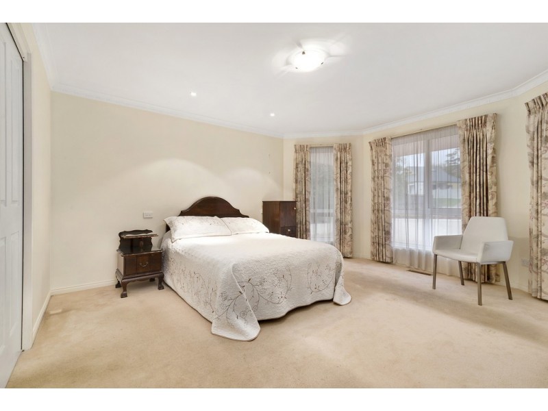 46 Edgbaston Circuit, Berwick VIC 3806