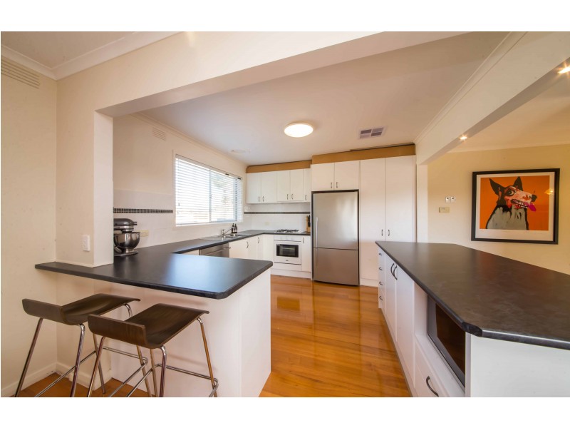 16 Adamson Road, Beaconsfield VIC 3807