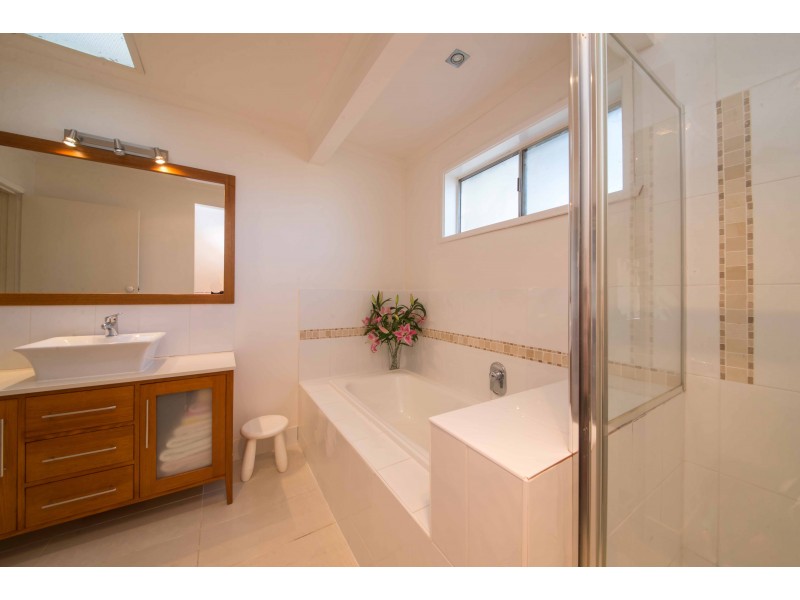 16 Adamson Road, Beaconsfield VIC 3807