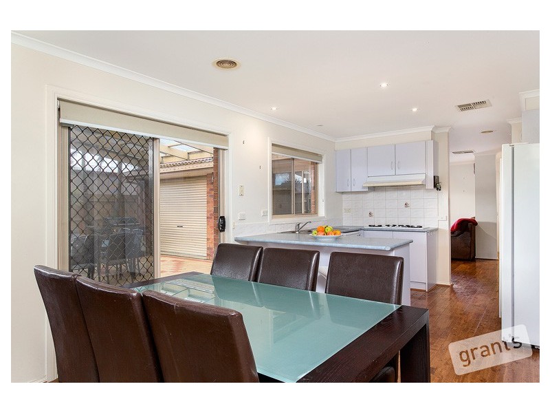 27 Leonie Court, Narre Warren VIC 3805