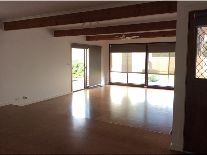 11 Cornwall Street, Hallam VIC 3803