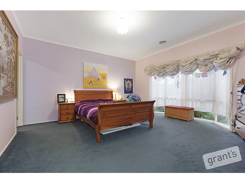 46 Augustus Drive, Berwick VIC 3806