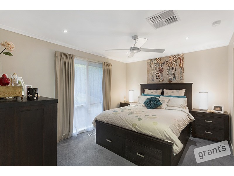 62 Strathavan Drive, Berwick VIC 3806