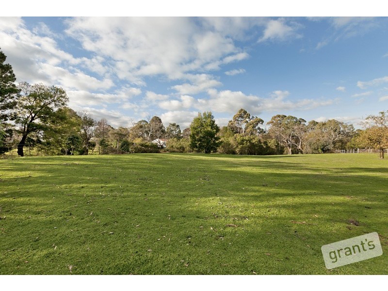 47 Browns Road, Devon Meadows VIC 3977