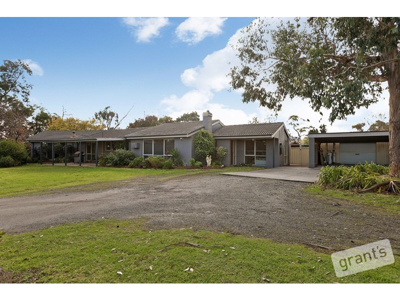 47 Browns Road, Devon Meadows VIC 3977