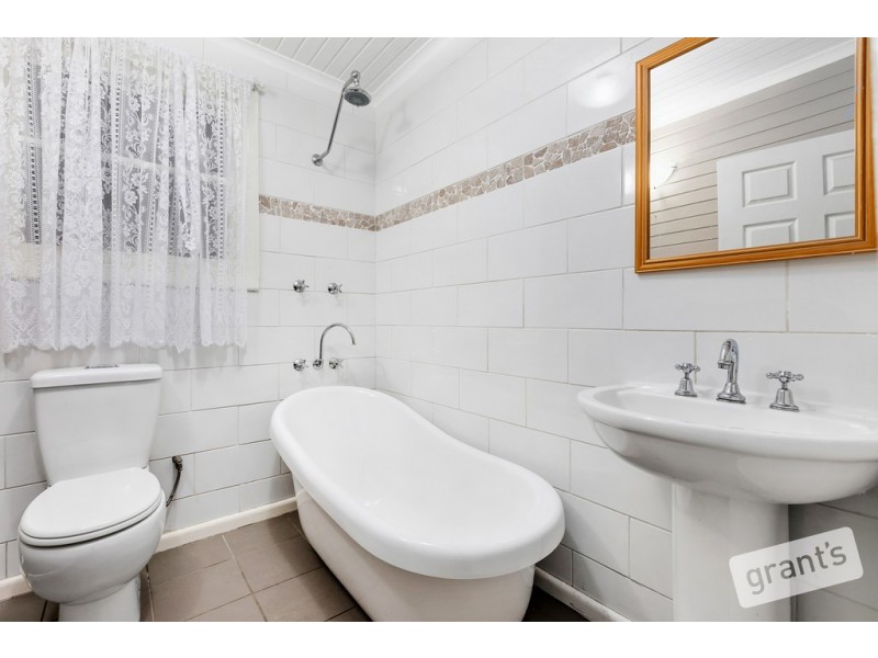 108 King Road, Harkaway VIC 3806