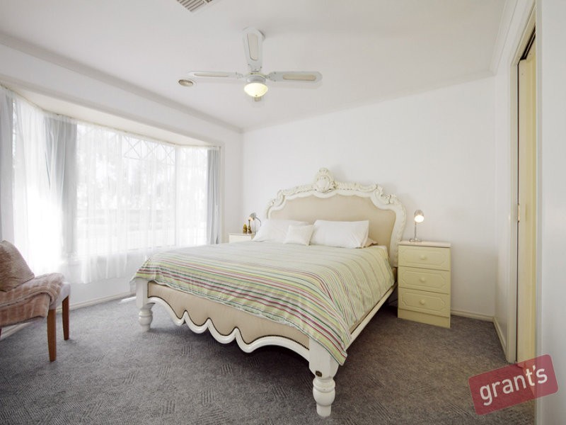 212 Ormond Road, Narre Warren South VIC 3805