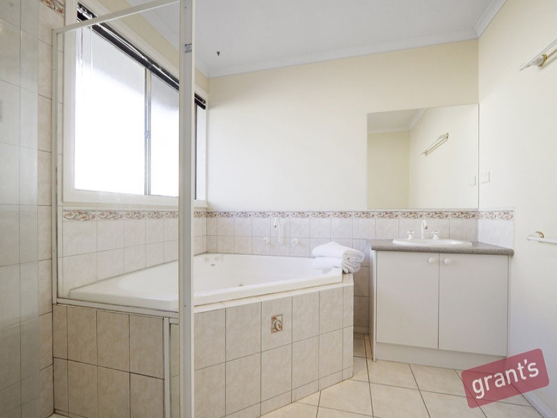 212 Ormond Road, Narre Warren South VIC 3805