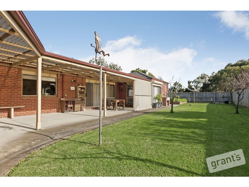 13 Caulfield Court, Narre Warren VIC 3805