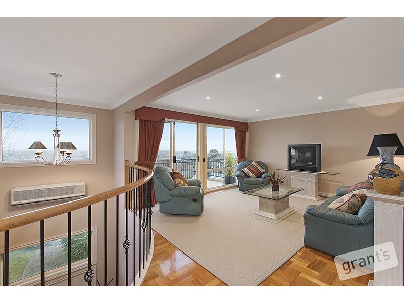 18 Natren Court, Berwick VIC 3806