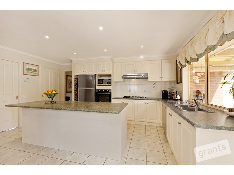 20 Ardenne Court, Narre Warren South VIC 3805