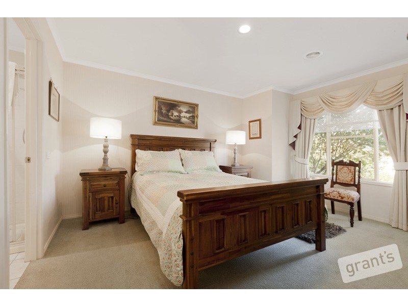 20 Ardenne Court, Narre Warren South VIC 3805