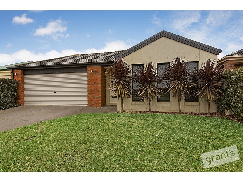 88 Ridgemont Drive, Berwick VIC 3806