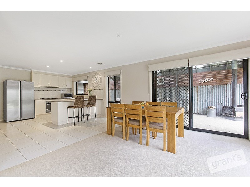 88 Ridgemont Drive, Berwick VIC 3806