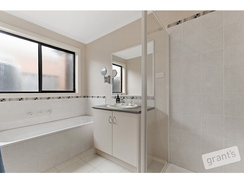 88 Ridgemont Drive, Berwick VIC 3806