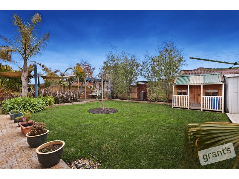 17 Kinsale View, Berwick VIC 3806